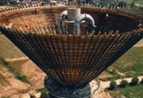 Il serbatoio di carico in fase di costruzione